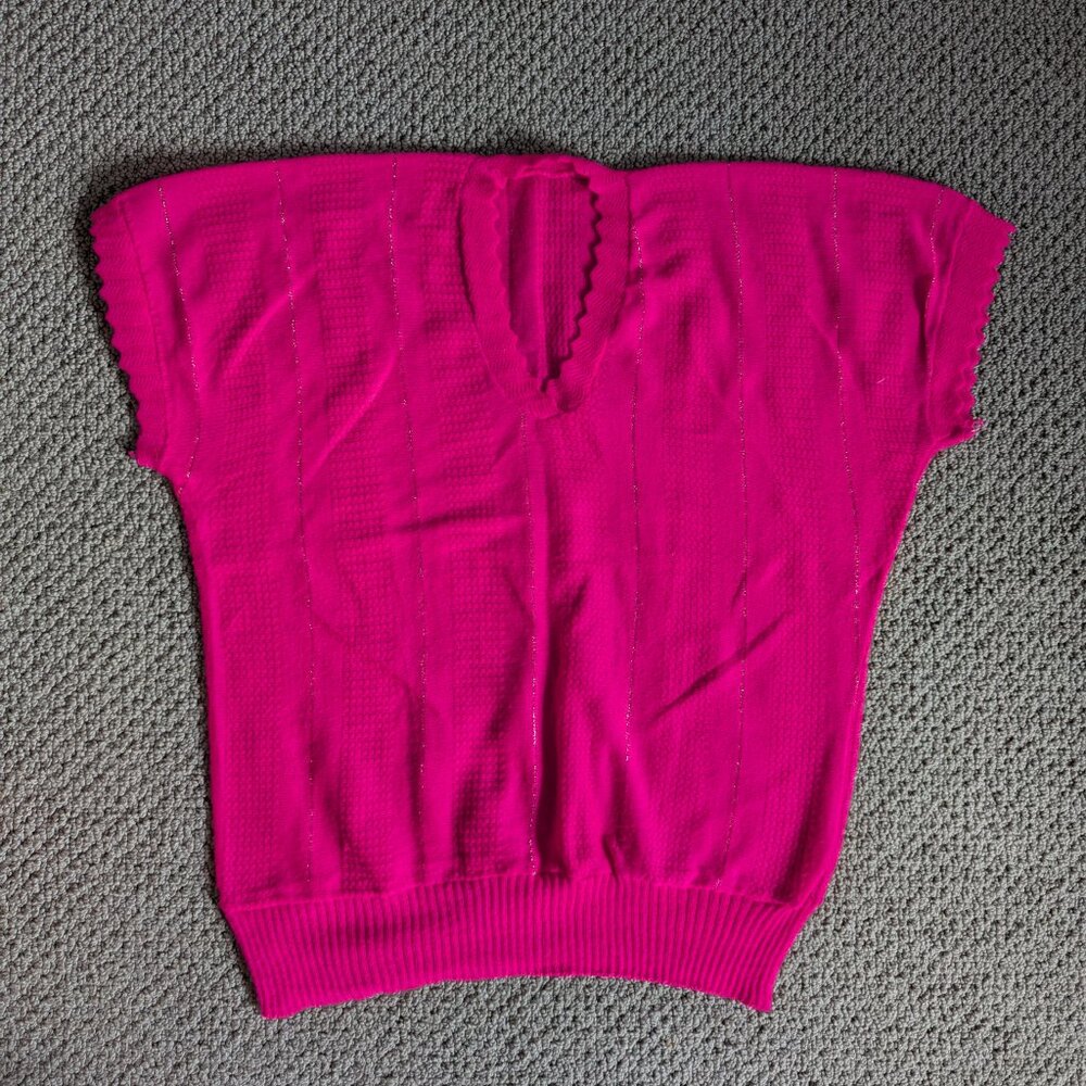 Very Unique Vintage Bright Pink Metallic Gold Stripes Knit V-Neck Shirt, size M